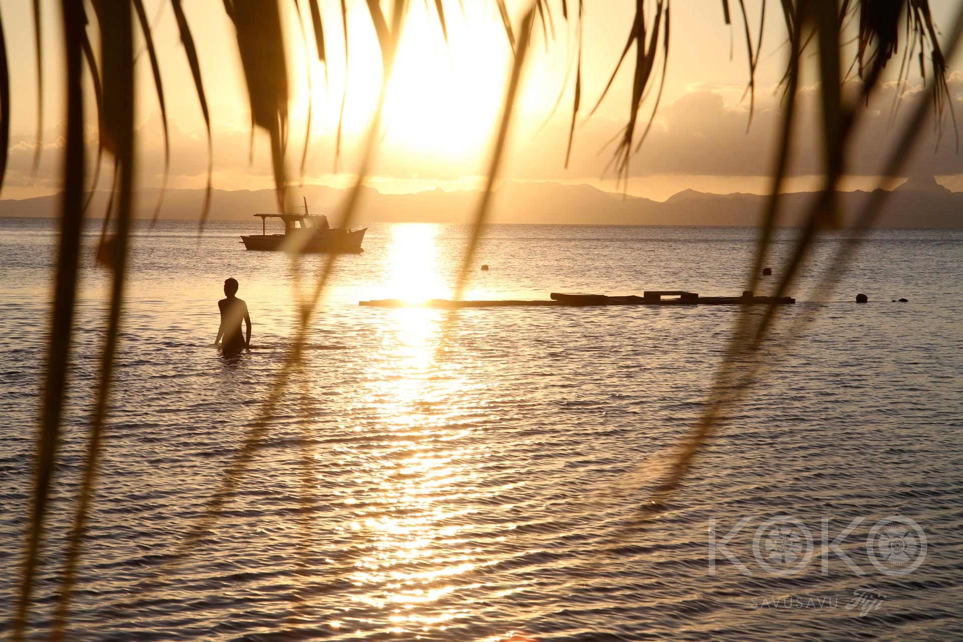 INSTAGRAMMABLE SAVUSAVU SUNSETS