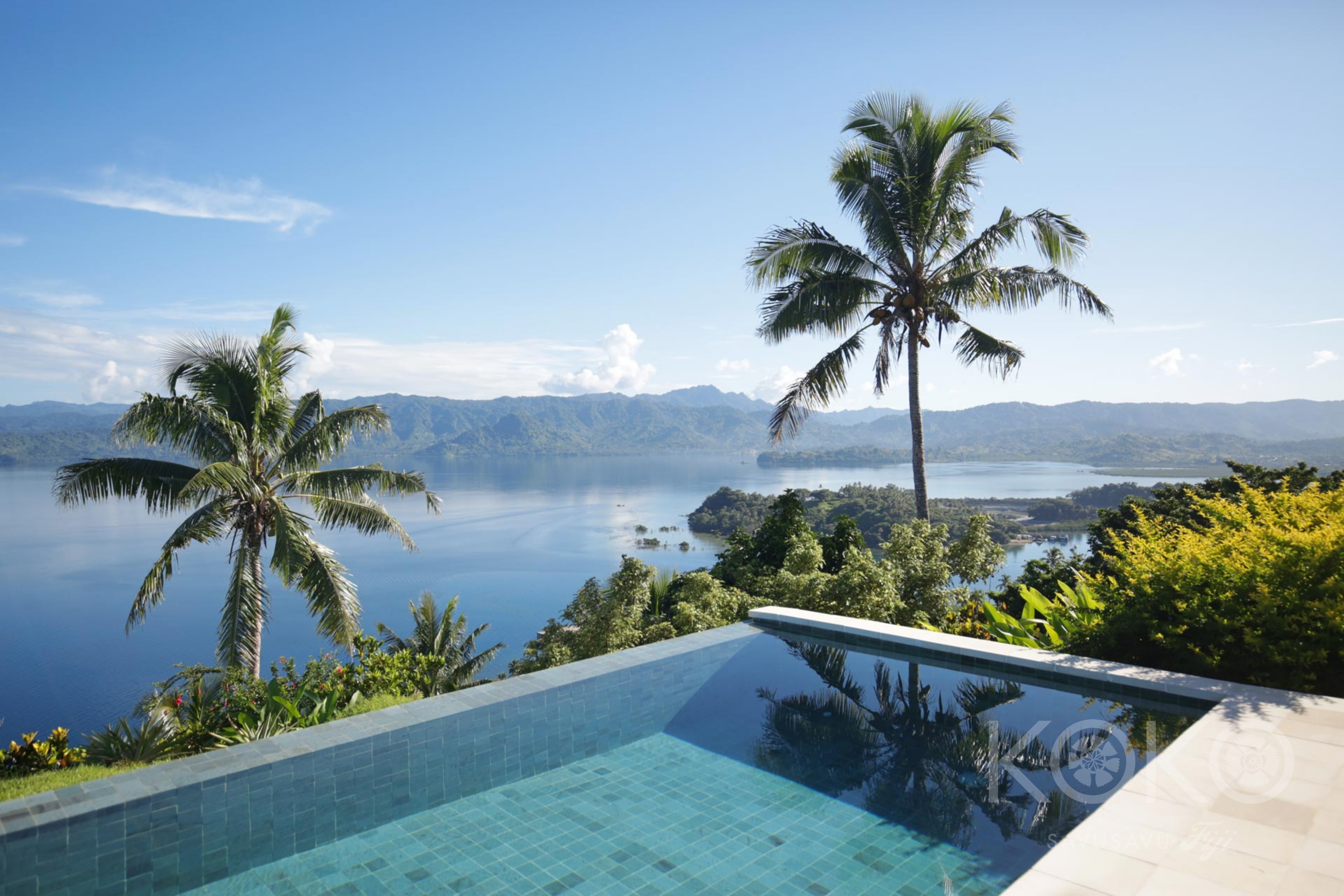 SPECTACULAR SAVUSAVU