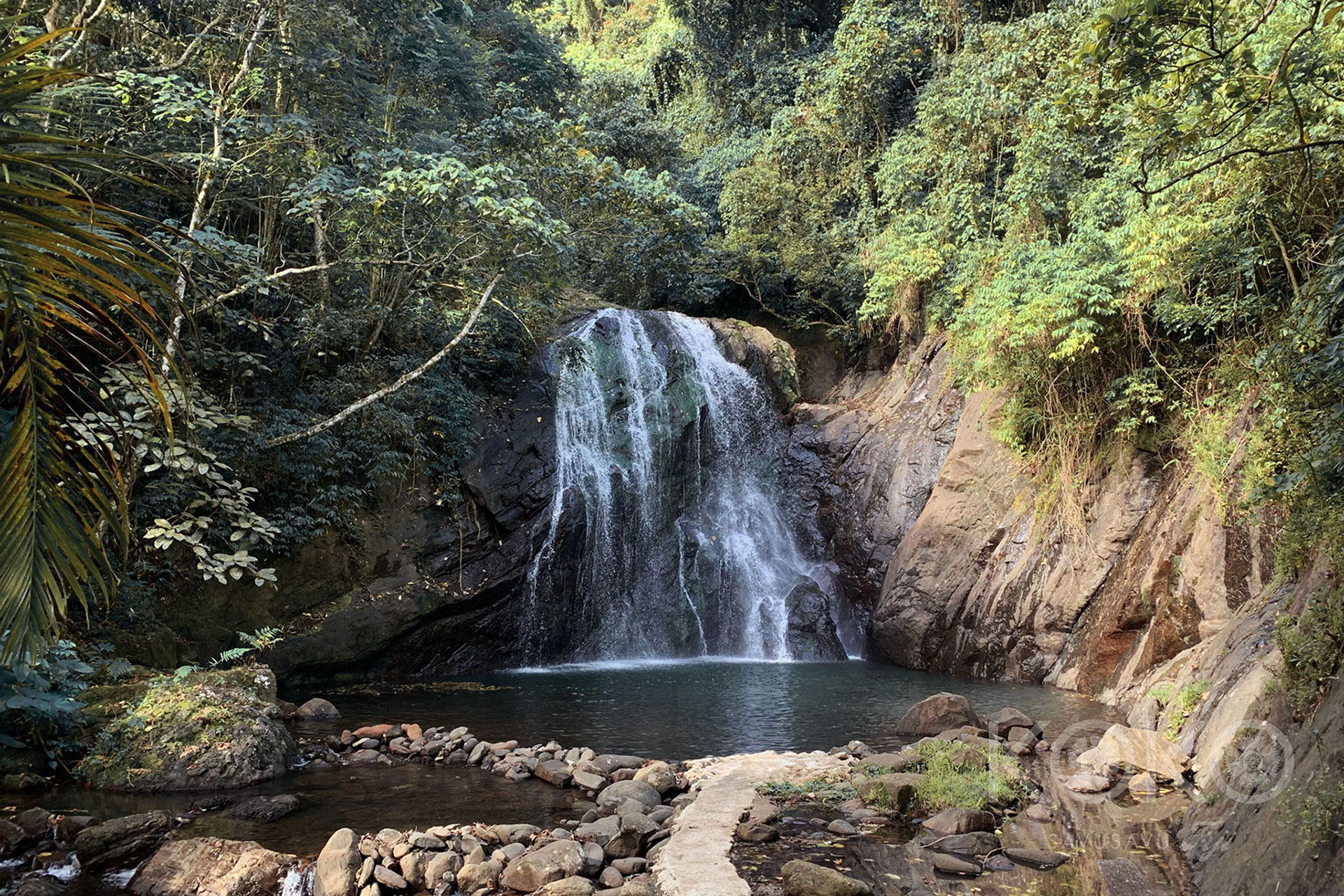HIKE UP TO HIDDEN WATERFALLS 
