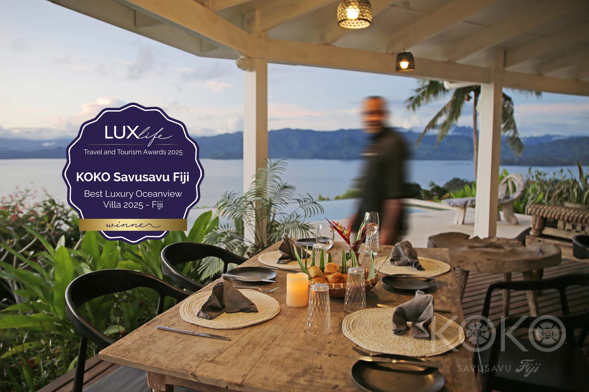 DINING TO THE OCEANVIEW